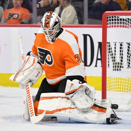 Struggling Flyers Face Off Against Blues in Thursday Night Matchup at Wells Fargo Center