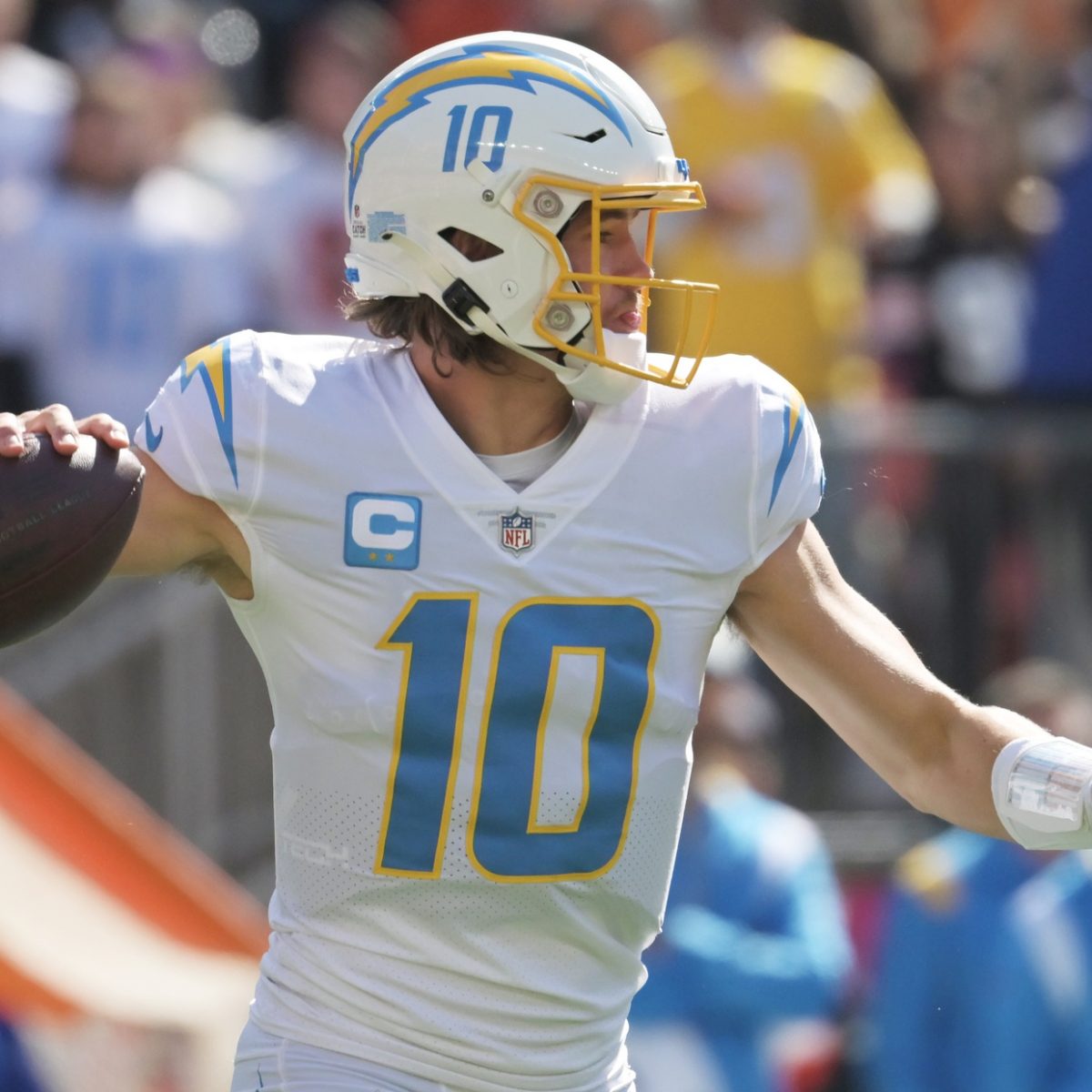 Miami Dolphins vs. Los Angeles Chargers Prediction, Preview, and Odds - 12-11-2022