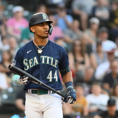 Seattle Mariners Favored to Beat Struggling Miami Marlins in Friday Matchup at LoanDepot Park