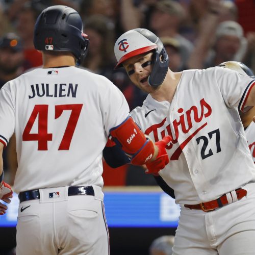 Struggling Chicago White Sox and Minnesota Twins face off in crucial series as they aim to turn their seasons around in AL Central Division showdown