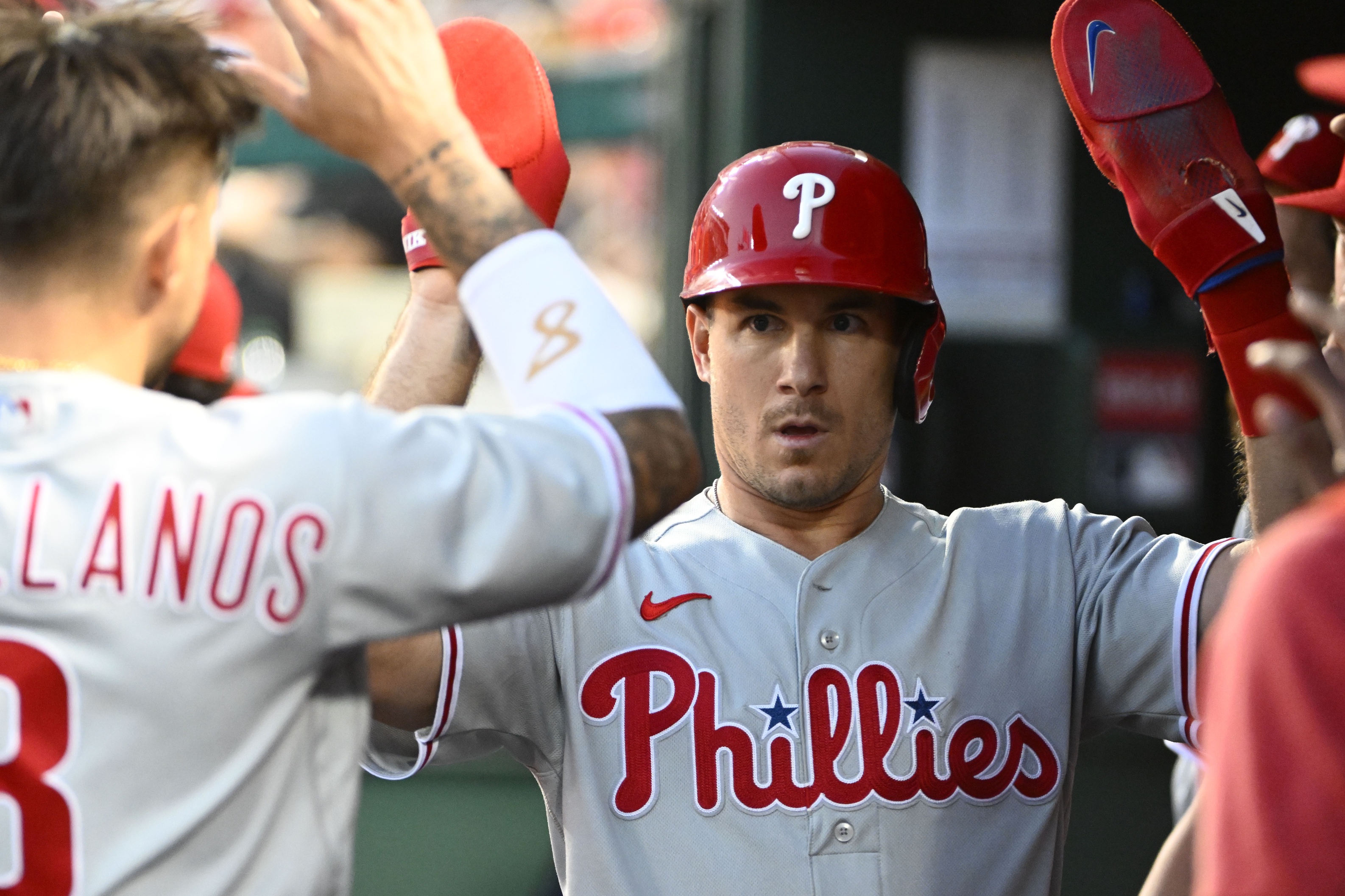 

MLB Postseason Battle to Heat Up as Mets and Phillies Clash on Thursday