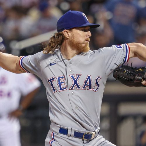 Seattle Mariners to Face Texas Rangers in AL West Matchup at Globe Life Field