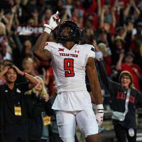 

Texas Tech Red Raiders Contend for Big 12 Victory in Showdown With Houston Cougars