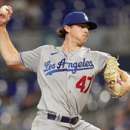 

Dodgers and Giants Set to Clash as LA Clinches NL West & SF Struggles for Spot in Wild Card