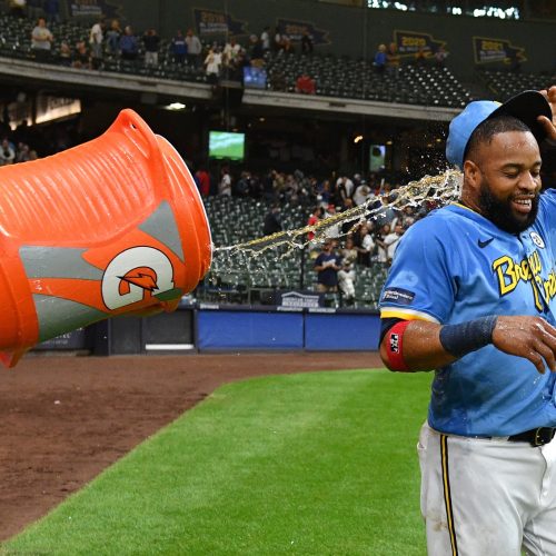  

Brewers Take 6-4 Lead in Season Series Ahead of Thursday's Final Matchup