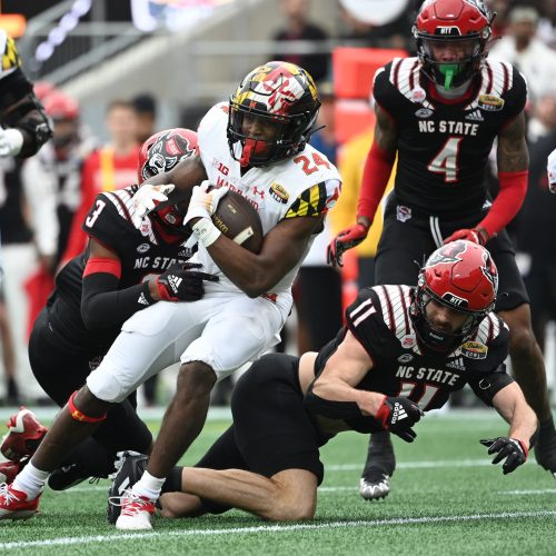 Maryland Quarterback Gavin Edwards Shines in Big Ten Opener, Leading Terrapins to Dominant Victory Over UConn as Michigan State Struggles