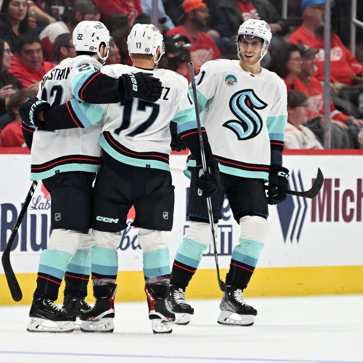 Seattle Kraken vs. Carolina Hurricanes Prediction, Preview, and Odds – 10-26-2023