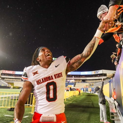 Oklahoma State Cowboys Set to Clash with Tulsa Golden Hurricane in Big 12-AAC Crossover Game, Cowboys Favored by 19-point Spread