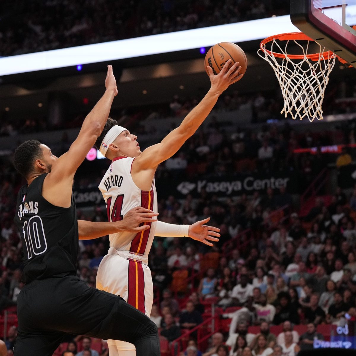 Los Angeles Lakers vs. Miami Heat Prediction, Preview, and Odds – 11-6-2023