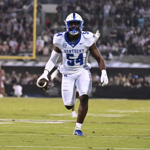 Kentucky Dominates Southern Miss in Home Opener, Prepares to Face South Carolina in SEC Showdown