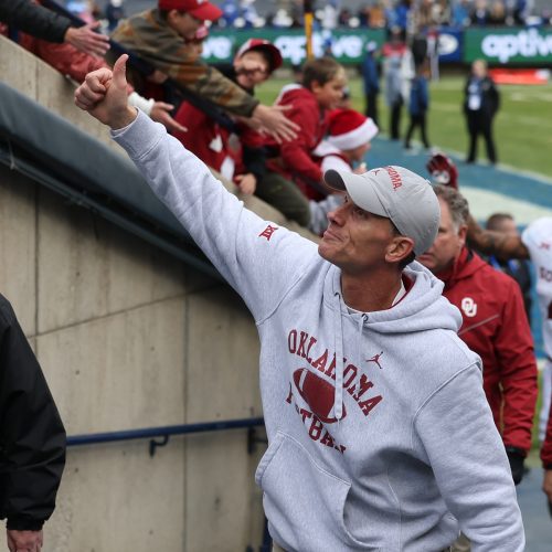 Big 12-SEC Crossover Matchup: Houston Cougars to Face 15th-Ranked Oklahoma Sooners at Memorial Stadium