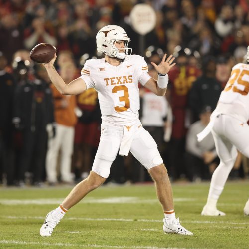 Texas Longhorns Favored Over Colorado State Rams in Week 1 Matchup, High-Stakes Battle of Strong Quarterbacks Ewers and Fowler-Nicolosi Expected