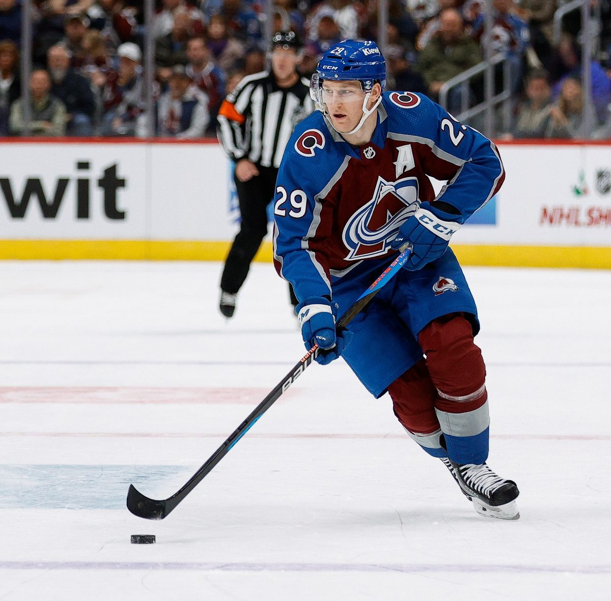 Tampa Bay Lightning vs. Colorado Avalanche Prediction, Preview, and Odds – 11-27-2023