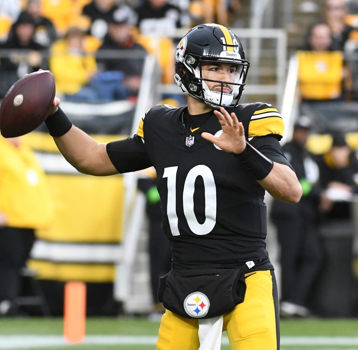 New England Patriots vs. Pittsburgh Steelers Prediction, Preview, and Odds – 12-7-2023