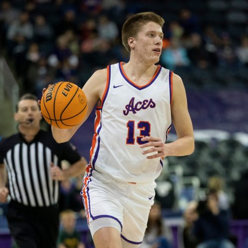 Evansville Purple Aces Poised to Overwhelm Drake Bulldogs with Dominant Home Record and Offensive Prowess
