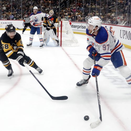 Edmonton Oilers Favored to Dominate Anaheim Ducks in Pacific Division Showdown