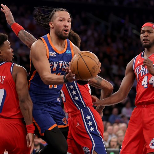 New York Knicks favored to win Game One against Philadelphia 76ers in Eastern Conference Playoffs showdown
