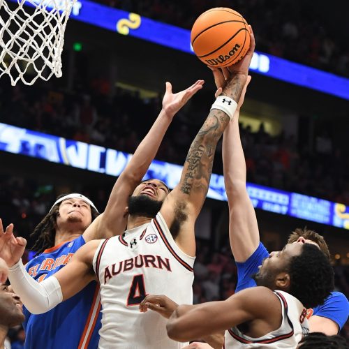 Auburn Tigers Prepare to Face Kent State Golden Flashes in Top-5 Clash at Neville Arena