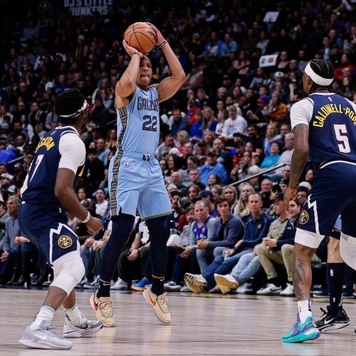 Lakers(-4) take on the Grizzlies(+4) on Wednesday, 3/27/2024 @ 8:00pm EST
                          at the FedExForum Stadium.