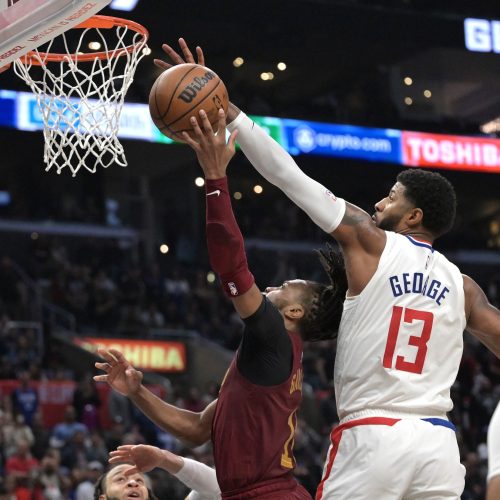 Houston Rockets Favored to Win Against Los Angeles Clippers in Sunday Afternoon Matchup at crypto.com Arena