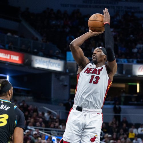 Chicago Bulls Set to Face Miami Heat in Crucial Playoff Showdown for 8th Seed