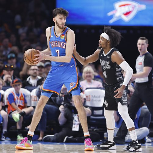 Milwaukee Bucks to Face Oklahoma City Thunder at Paycom Center Following Victory Over Magic, Thunder Riding Momentum from Dominant Spurs Win