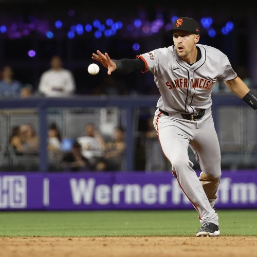 NL West Rivals Diamondbacks and Giants Set to Clash in Crucial Four-Game Series at Oracle Park