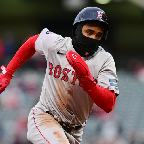 Chicago Cubs vs Boston Red Sox Set to Clash in Interleague Series at Fenway Park - Elite Pitchers to Take the Mound as Cubs Open as Betting Favorites