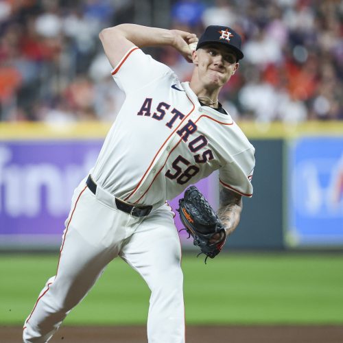 Seattle Mariners Expected to Prevail Against Houston Astros in Pitching Duel
