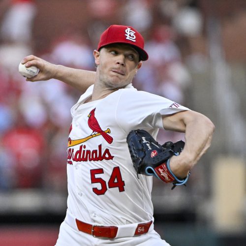 St. Louis Cardinals Favored to Secure Series Win Against New York Mets as Grey Faces Quintana on the Mound