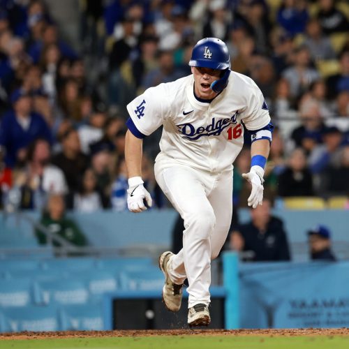 Dodgers Favored to Win Final Game Against Reds in Series Showdown