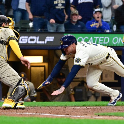 Milwaukee Brewers Look to Extend Dominance Over San Diego Padres in Exciting Matchup at Petco Park