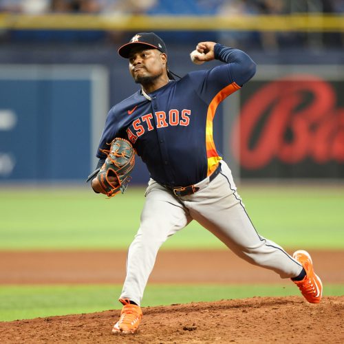 Astros Looking to Sweep White Sox in Dominant Weekend Series