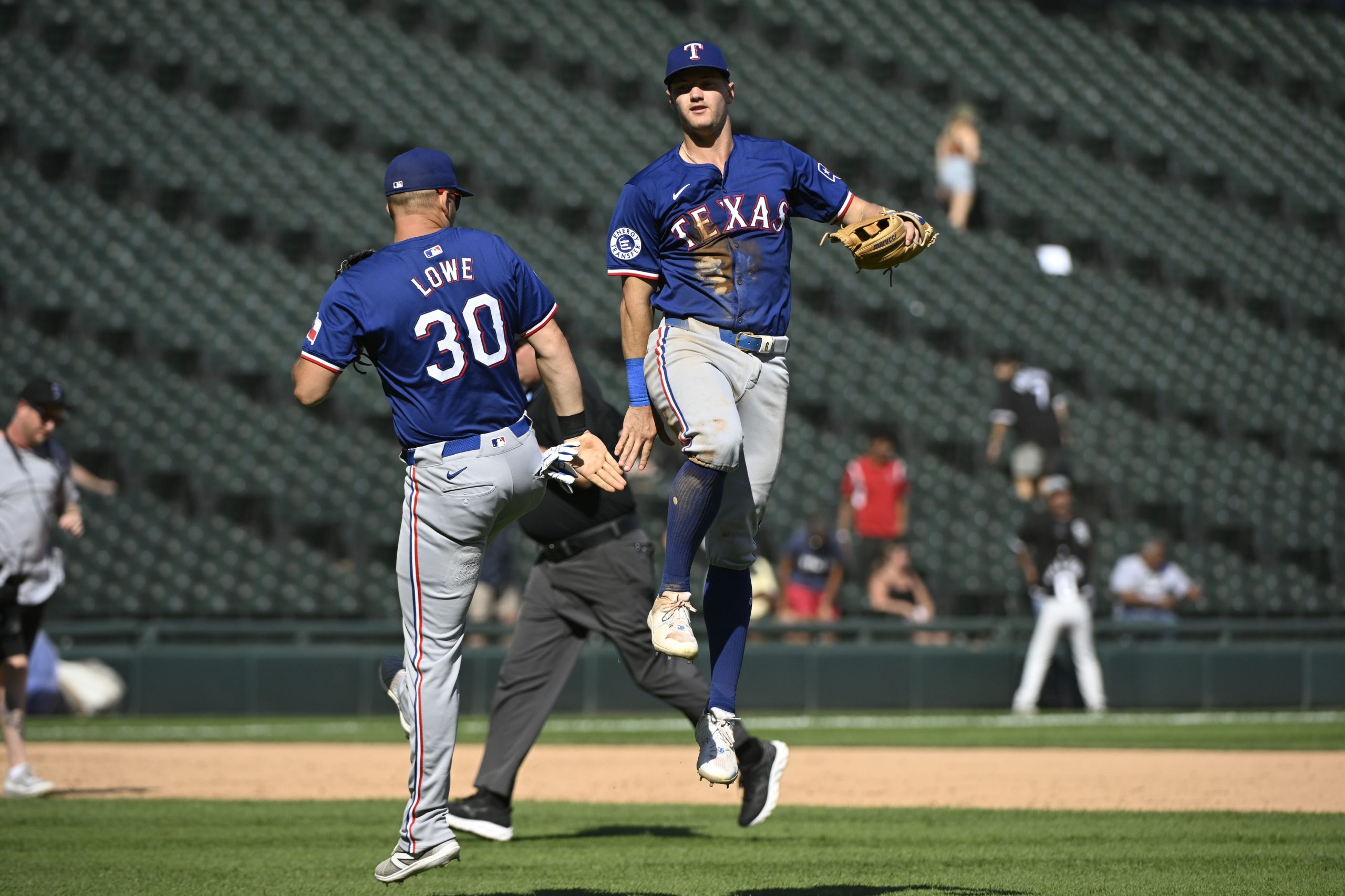 New York Yankees Look to Extend Winning Streak Against Texas Rangers at Globe Life Field, Veteran Left-Hander Carlos Rodon to Take the Mound