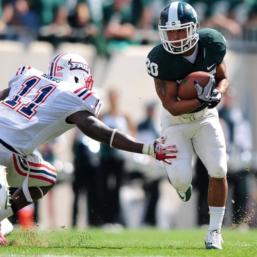 Michigan State Spartans Favored to Beat Florida Atlantic Owls in NCAAF Season Opener at Spartan Stadium