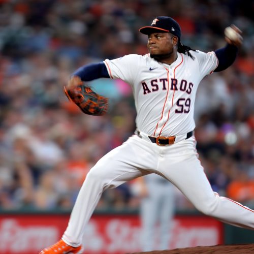 Yusei Kikuchi Leads Houston Astros to Victory Over Arizona Diamondbacks at Minute Maid Park