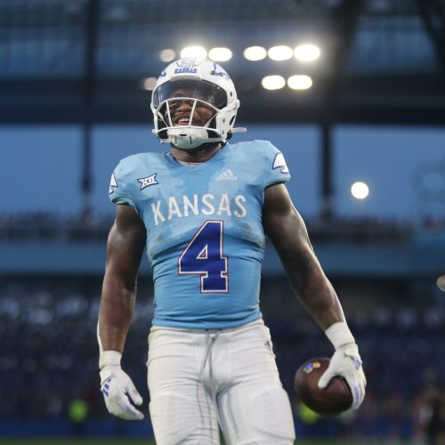 Kansas Jayhawks Favored by 1.5 Points as They Face TCU Horned Frogs in BIG12 Matchup at Arrowhead Stadium - A Close Game Expected Despite Shaky Starts for Both Teams