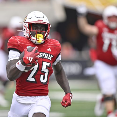 Louisville Cardinals Favored by 28 Points in Matchup Against Jacksonville State After Blazing Opener