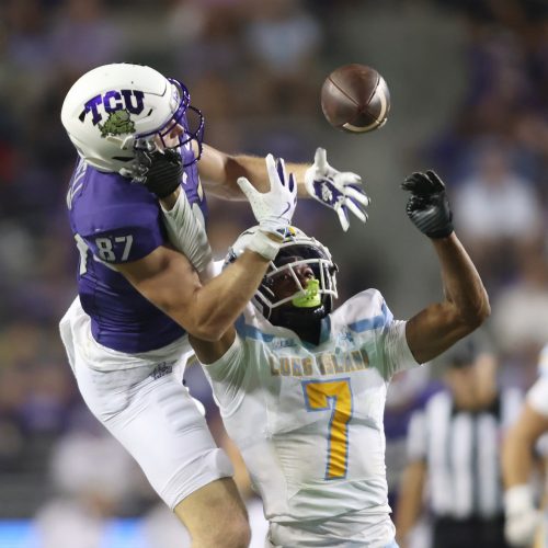 TCU Horned Frogs Favored Over SMU Mustangs in Week 4 Showdown