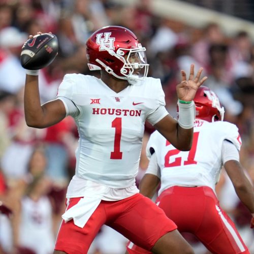 Houston Cougars Favored to Win Against Rice Owls in Football Matchup: Pre-Game Stats and Analysis