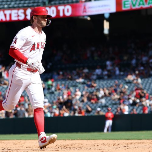 Houston Astros Look to Extend Dominance Over Los Angeles Angels in Series at Minute Maid Park