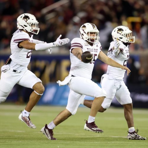 Louisiana Ragin' Cajuns Poised to Take Down Texas State Bobcats in Anticipated College Football Matchup