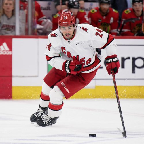 Carolina Hurricanes to Take on New Jersey Devils at Home, Favored to Win - Betting Line Steady