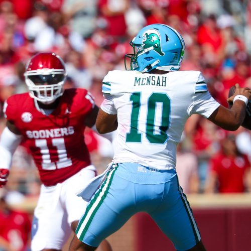 Tulane Green Wave Favored to Dominate Temple Owls in American Athletic Conference Showdown