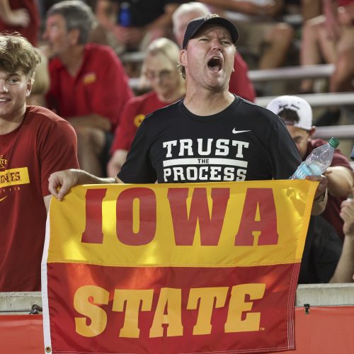 Iowa State Defense Poised to Challenge Baylor in Big 12 Showdown