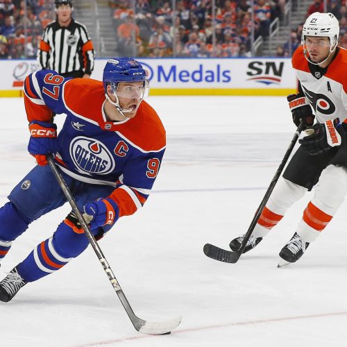 Edmonton Oilers Poised for Victory Against Carolina Hurricanes