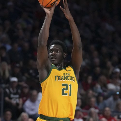 San Francisco Dons Set to Face Long Beach State Beach in Late Night Tipoff, Betting Favorite with -15.5 Opening Line