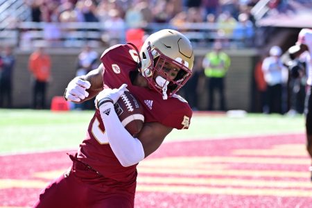 North Carolina Tar Heels Set to Face Boston College Eagles in ACC Matchup at Alumni Stadium: Tar Heels Favored to Win by 3 Points