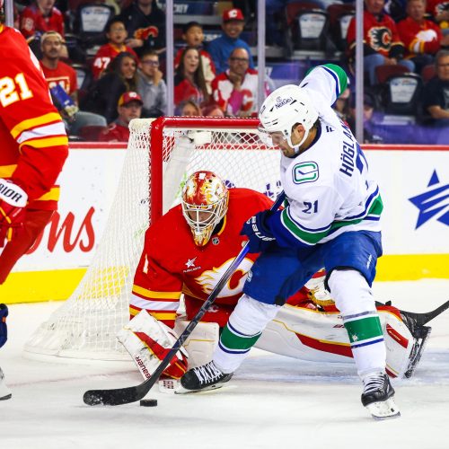 Calgary Flames vs Vancouver Canucks: Canucks Favored in Matchup at Rogers Arena