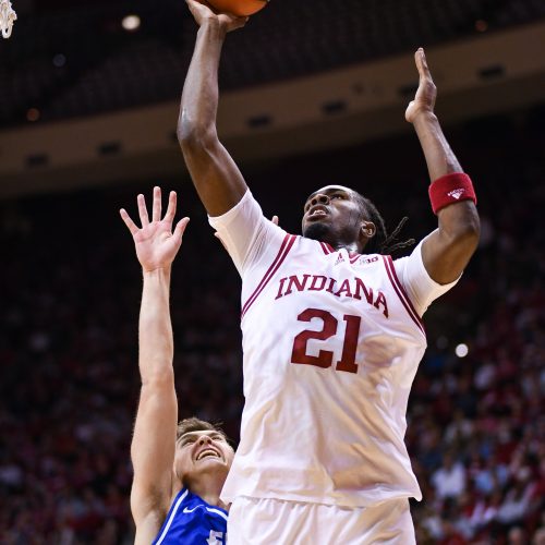 No. 16 Indiana Favored to Win Over South Carolina in High-Stakes Power Conference Matchup